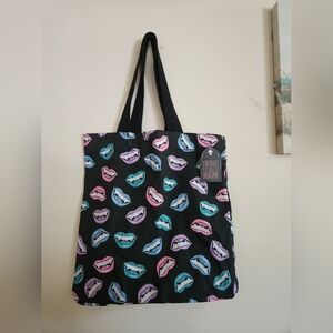 13th and Elm vampire teeth glittered colors halloween tote bag NWT